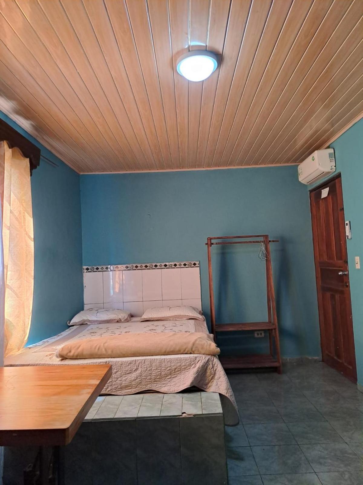 Hostal Familiar Noemi David Cameră foto